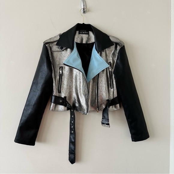 Kate Hewko-Metallic Fine Print Snake Skin Faux Cropped Moto Jacket (Large) - Picture 6 of 16